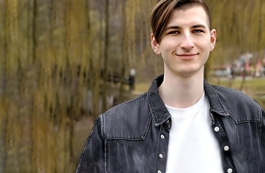 Лука Дворничук